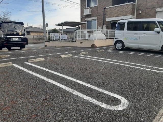 2/10 駐車場