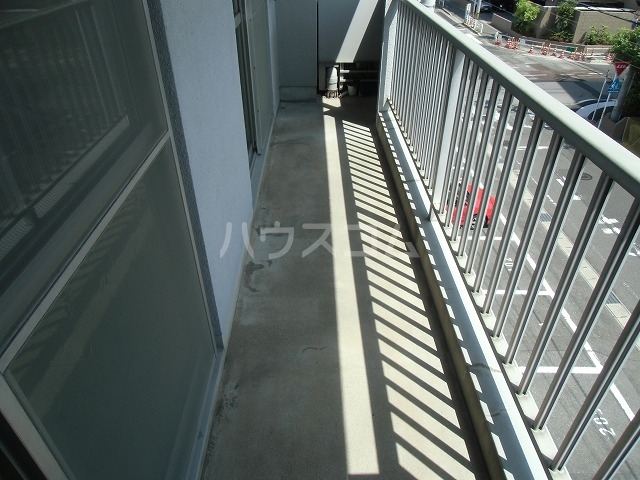 19/30 バルコニー