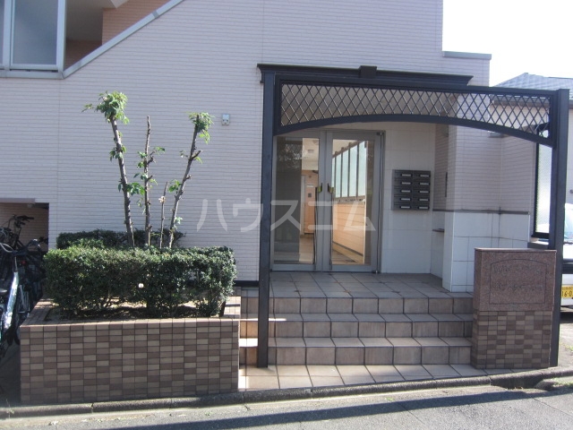 3/6 エントランス