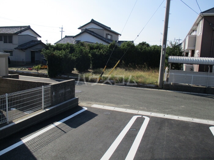 3/7 駐車場