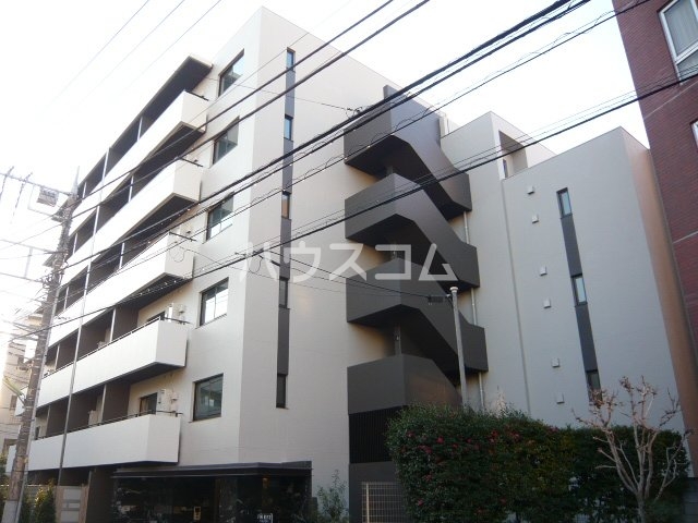 2/8 外観