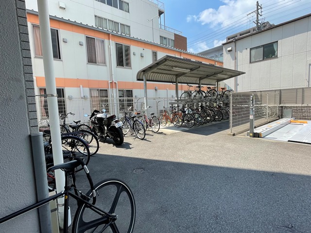 4/9 駐車場