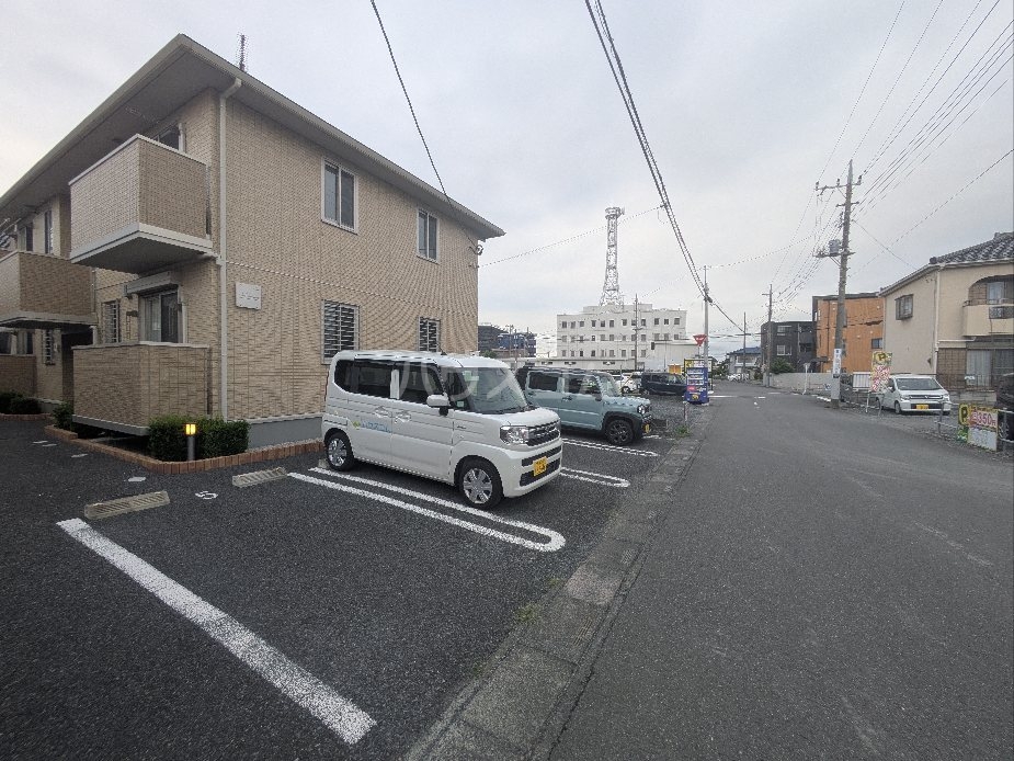 23/30 駐車場