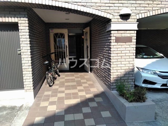 20/22 エントランス