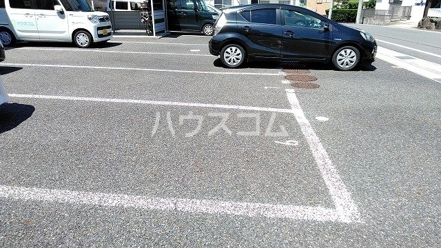 3/5 駐車場