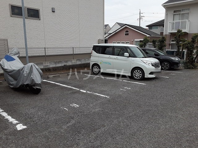 25/30 駐車場