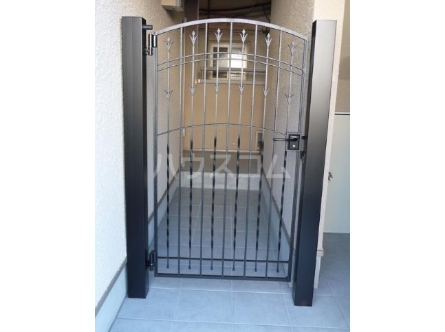 14/21 エントランス