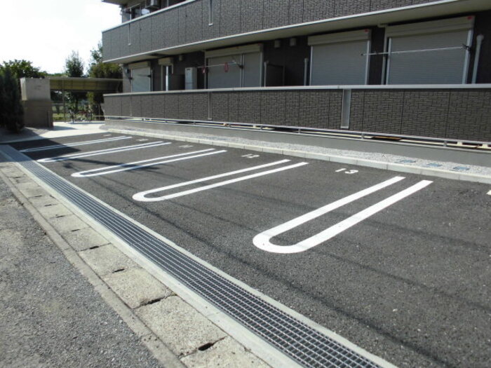 15/25 駐車場