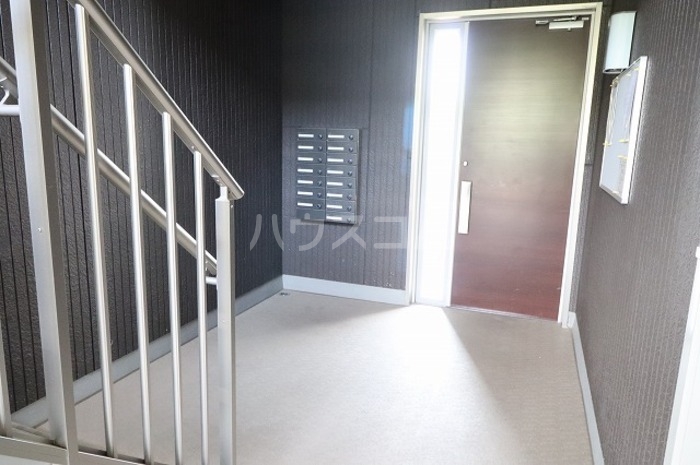 14/25 エントランス