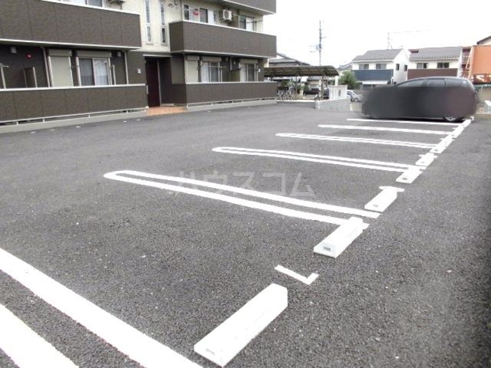 15/25 駐車場