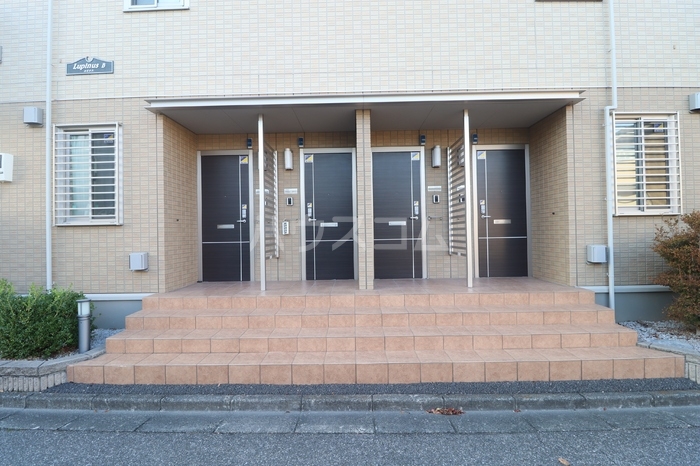 2/7 エントランス