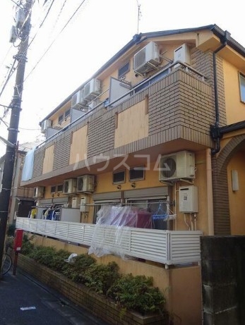 14/22 エントランス