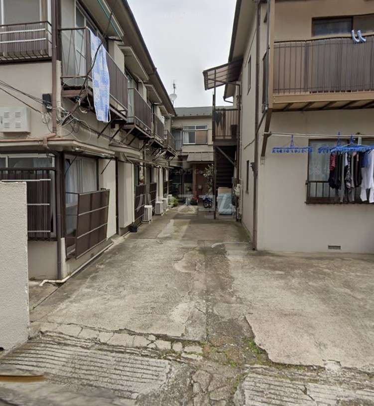 3/3 エントランス