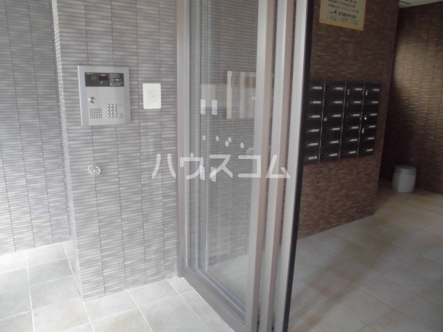 21/29 エントランス