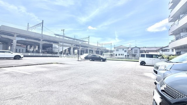 28/30 駐車場