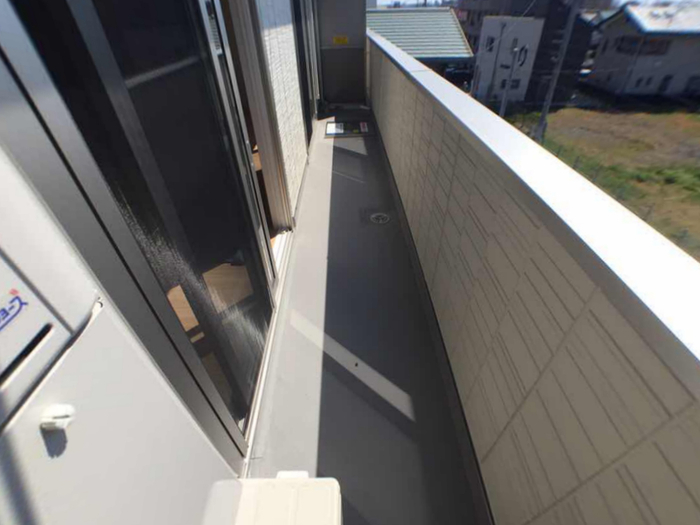 14/28 バルコニー