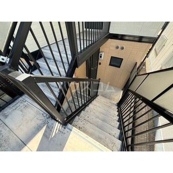 21/30 バルコニー