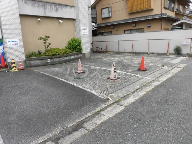 3/5 駐車場