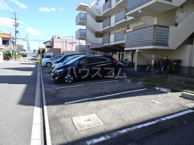 29/30 駐車場