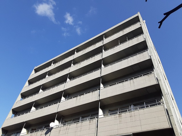 2/30 外観