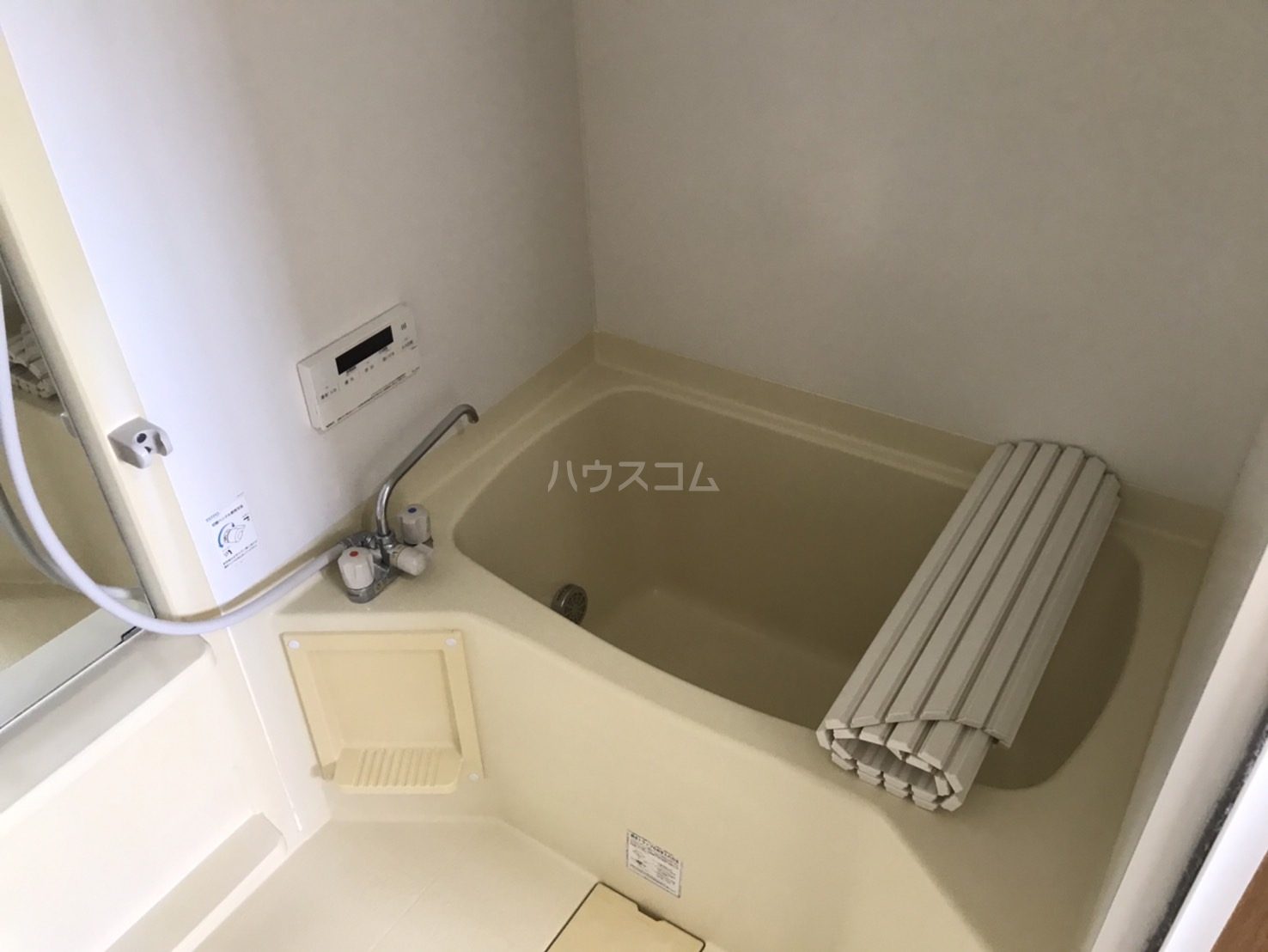 13/30 浴室