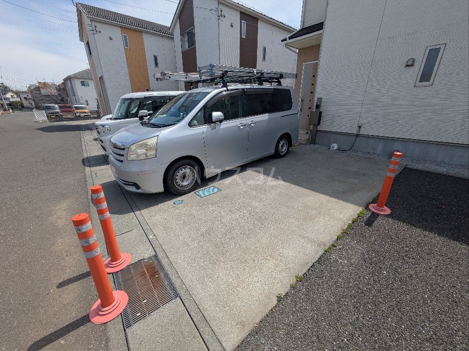 21/30 駐車場