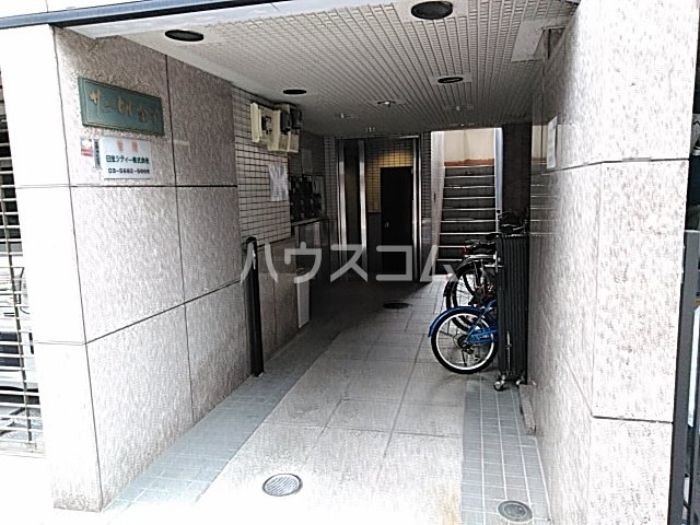 3/6 エントランス