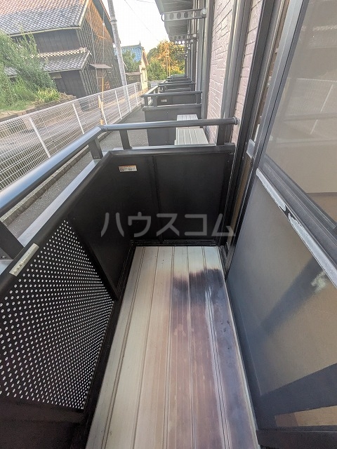 21/30 バルコニー