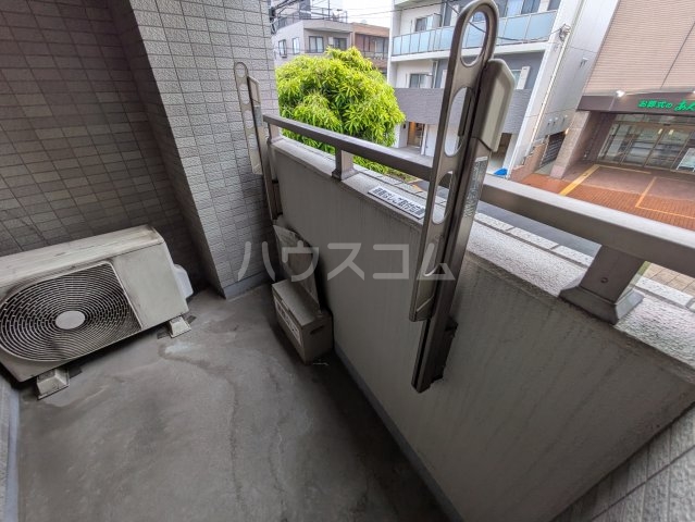 23/30 バルコニー