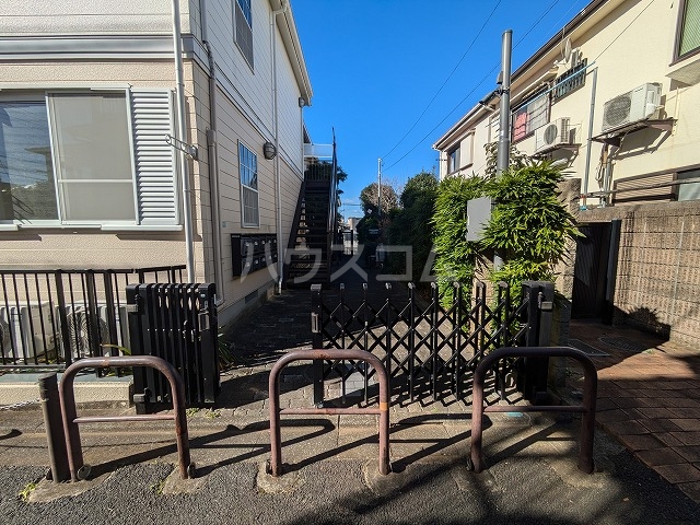 21/28 エントランス