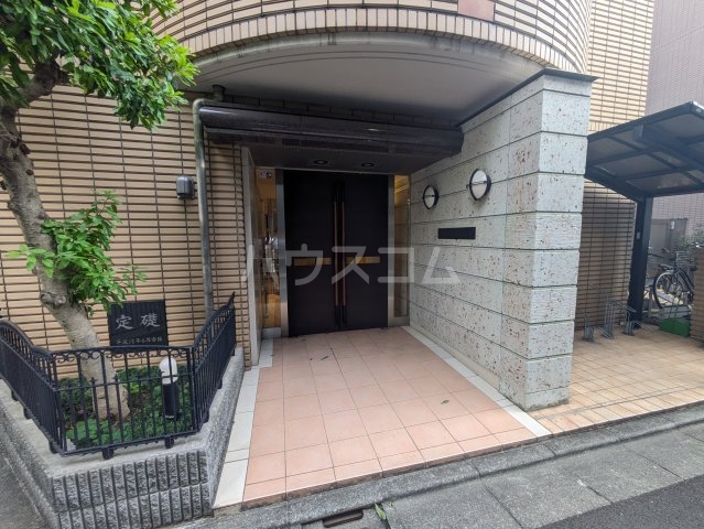 2/5 エントランス