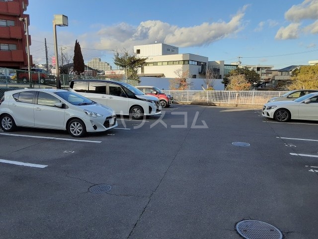 3/10 駐車場