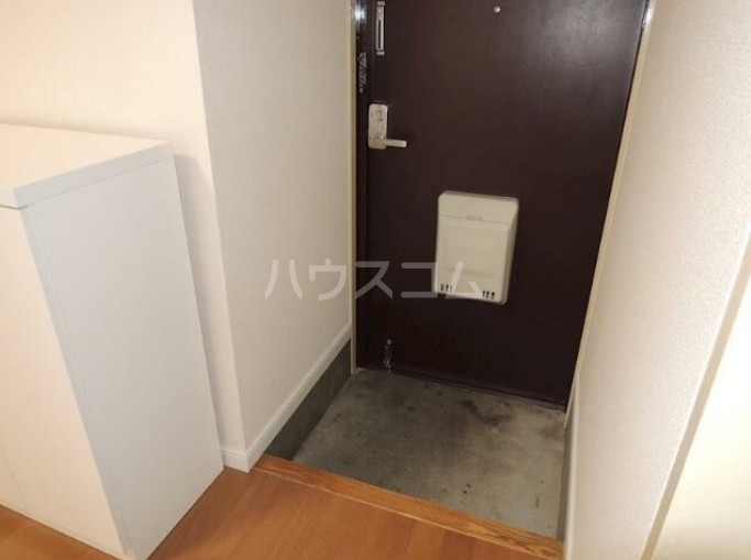13/30 玄関