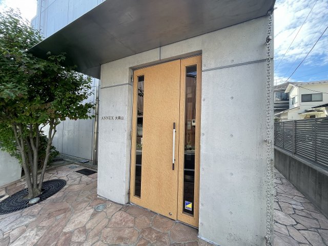 21/29 エントランス