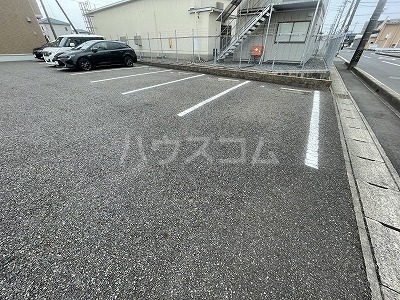 26/30 駐車場