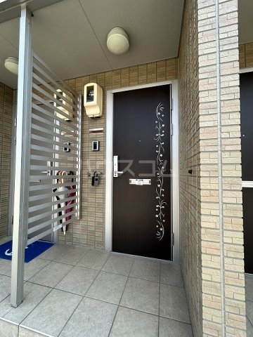 20/30 エントランス