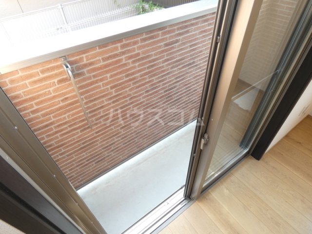 15/28 バルコニー