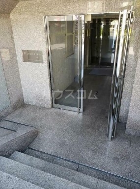 14/24 エントランス