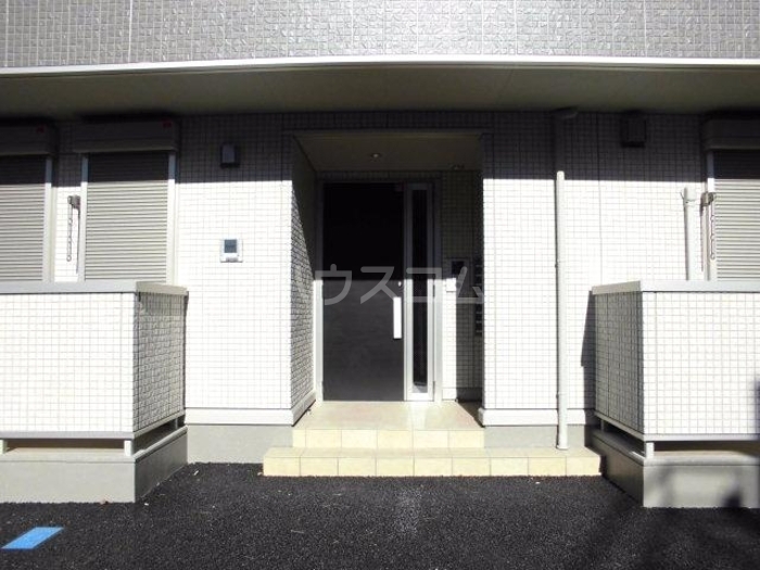 21/30 エントランス