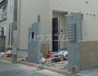 2/2 エントランス