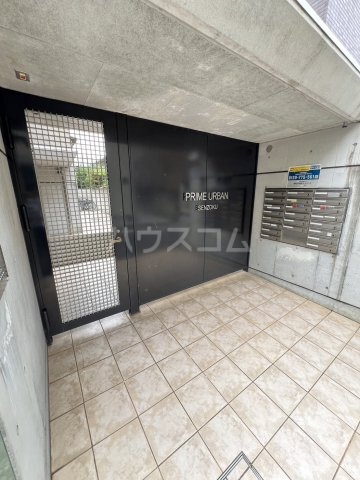26/30 エントランス