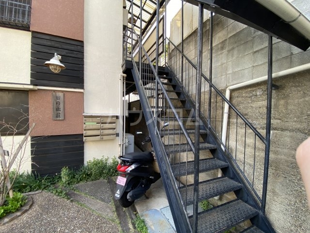 21/24 エントランス