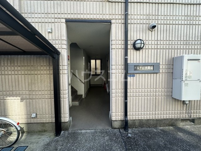 22/26 エントランス