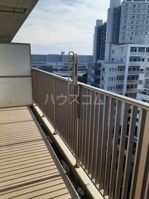 21/30 バルコニー