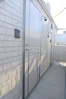 14/15 エントランス