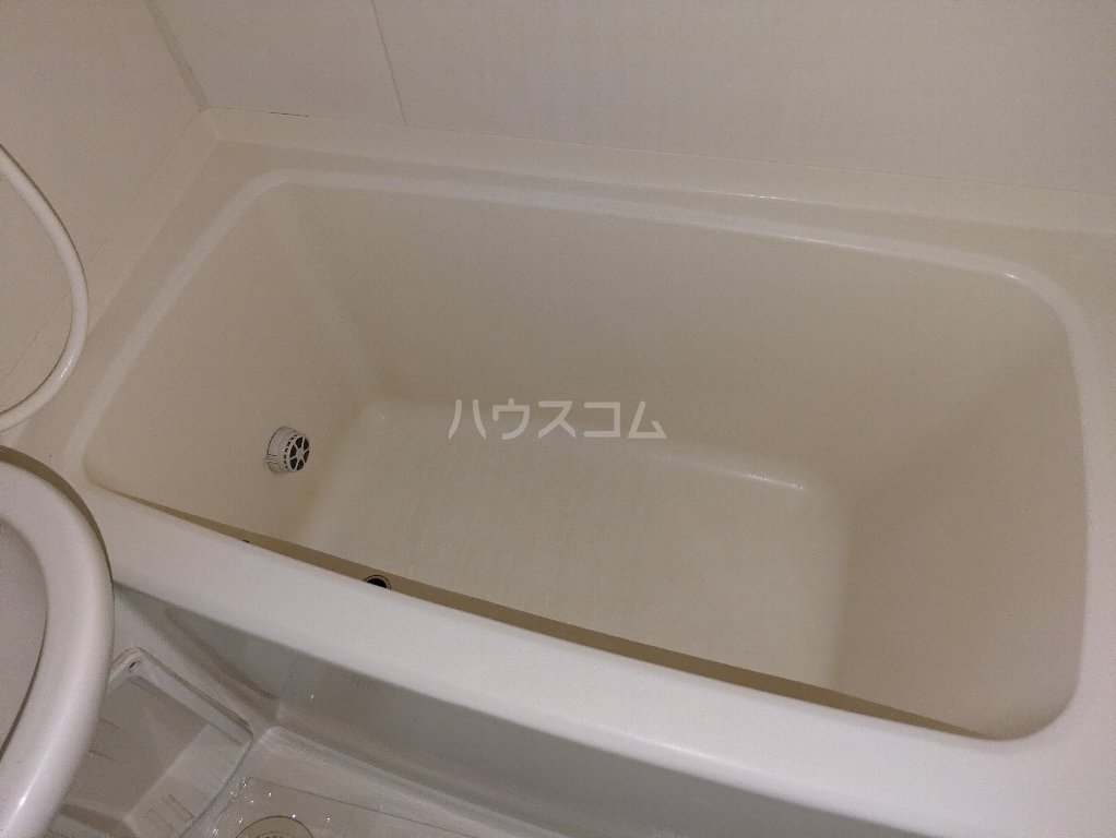 13/30 浴室