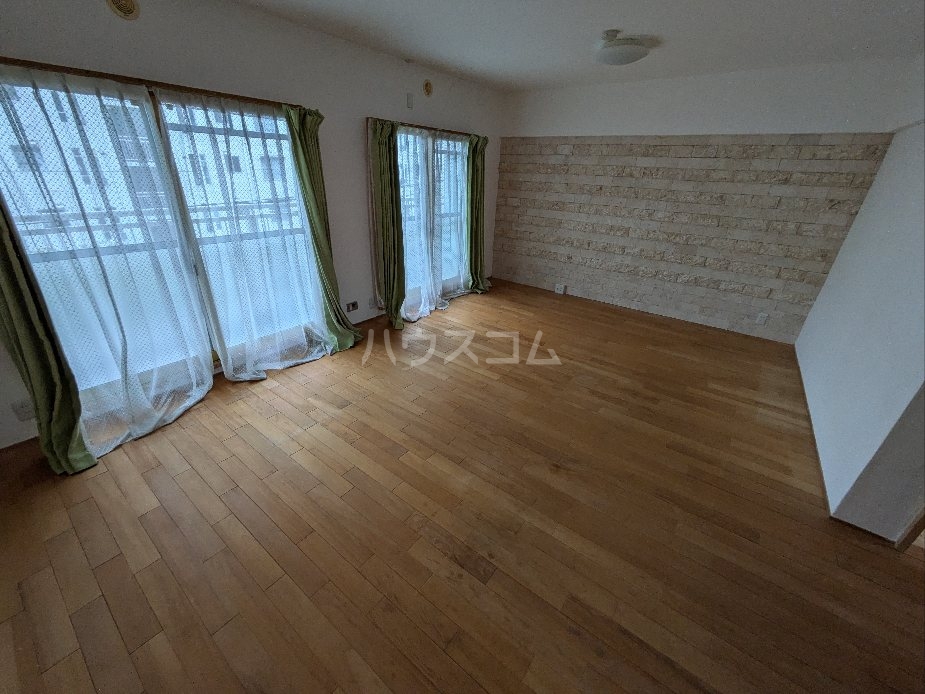 2/30 リビング/ダイニング