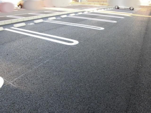 15/26 駐車場