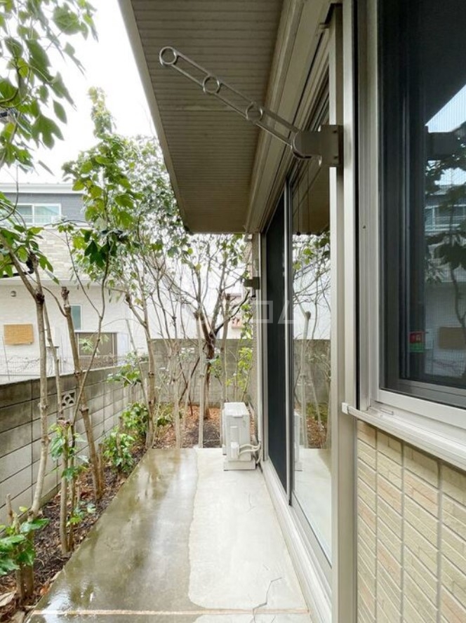 18/24 バルコニー