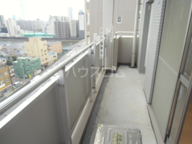 20/30 バルコニー